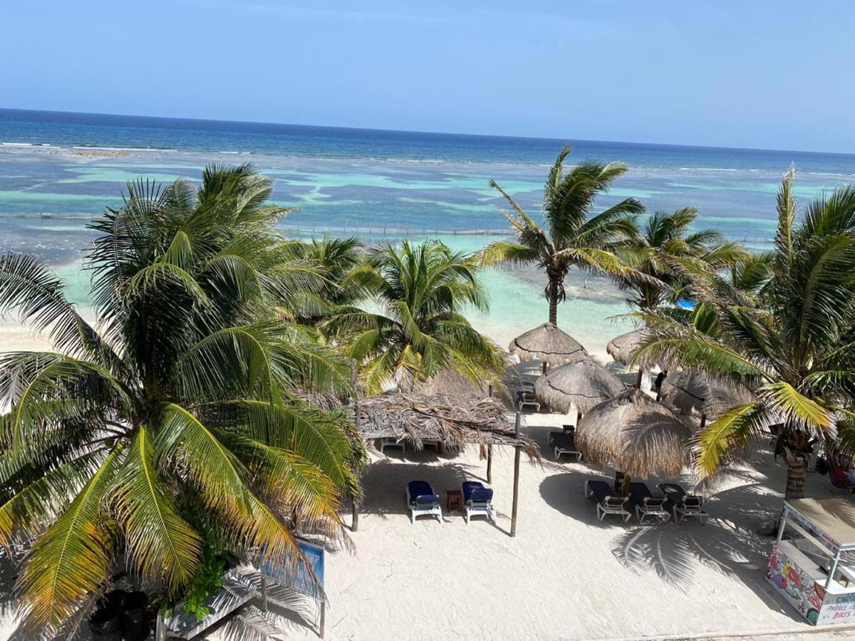 Hotel Blue Reef Frente Al Mar Махахуал Екстериор снимка