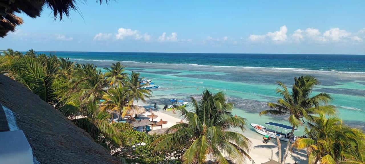 Hotel Blue Reef Frente Al Mar Махахуал Екстериор снимка