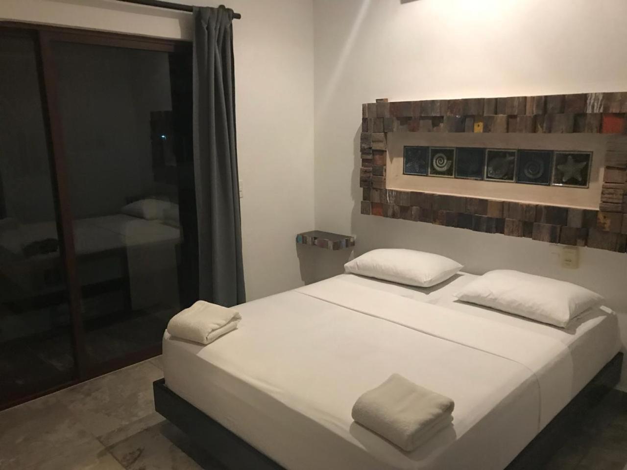 Hotel Blue Reef Frente Al Mar Махахуал Екстериор снимка