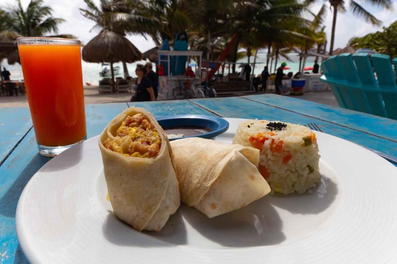 Hotel Blue Reef Frente Al Mar Махахуал Екстериор снимка