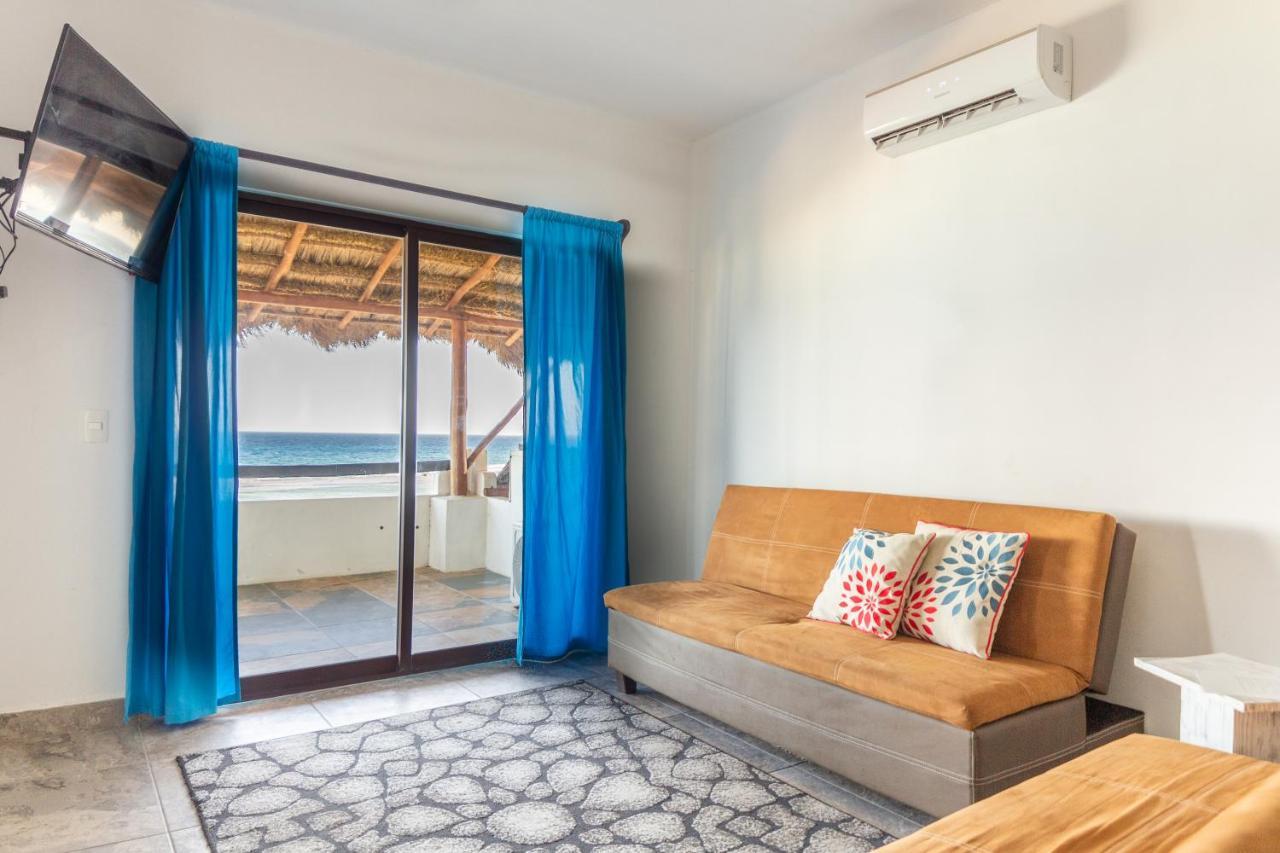 Hotel Blue Reef Frente Al Mar Махахуал Екстериор снимка